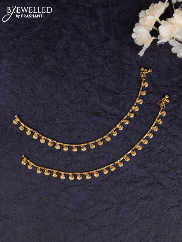 Antique anklet with leaf design