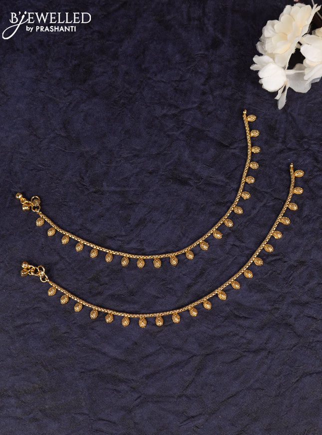 Antique anklet with simple design
