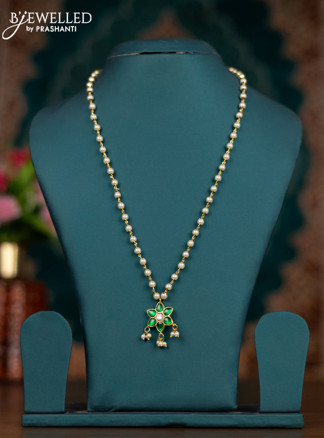 Pearl necklace with green jadau kundan stones and pearl hangings without earrings