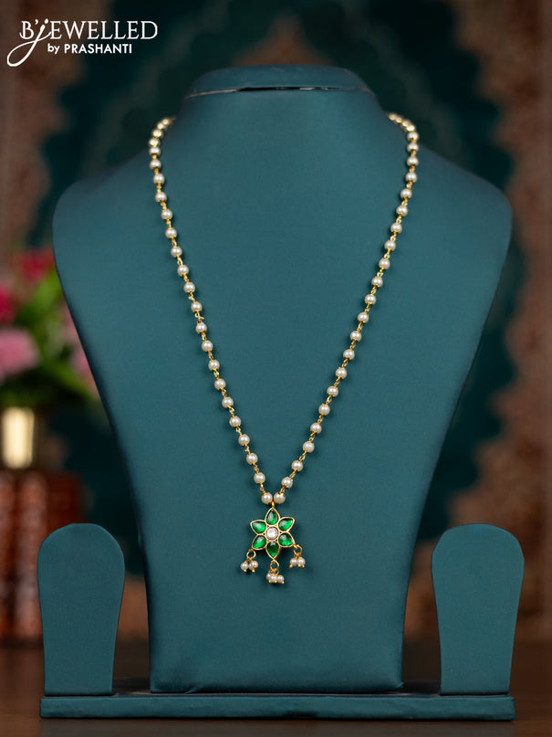 Pearl necklace with green jadau kundan stones and pearl hangings without earrings