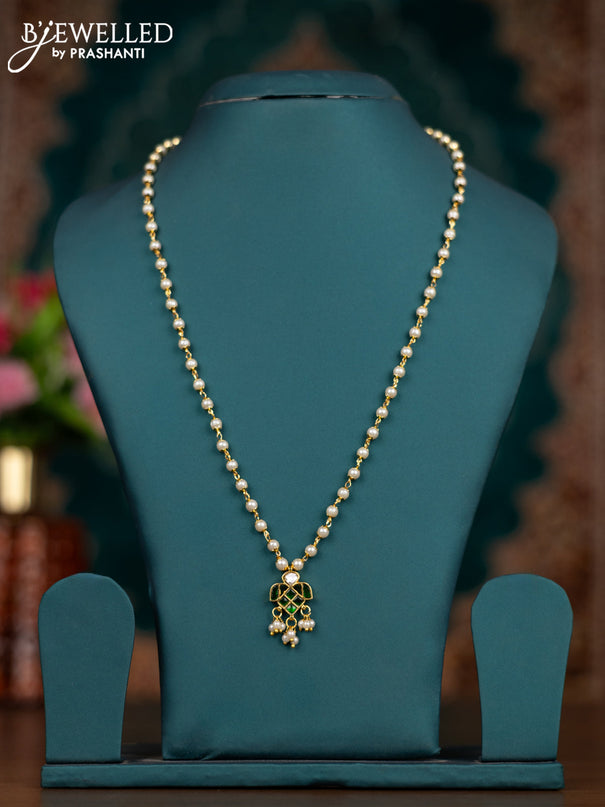 Pearl necklace with green jadau kundan stones and pearl hangings without earrings