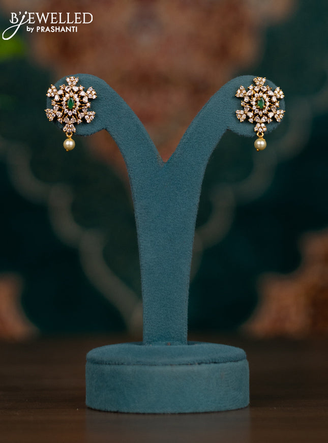 Pearl necklace with emerald and cz stones
