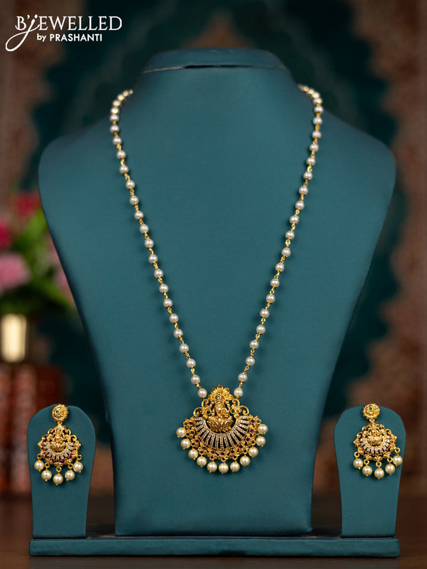 Pearl necklace lakshmi pendant with kemp & cz stones and pearl hangings