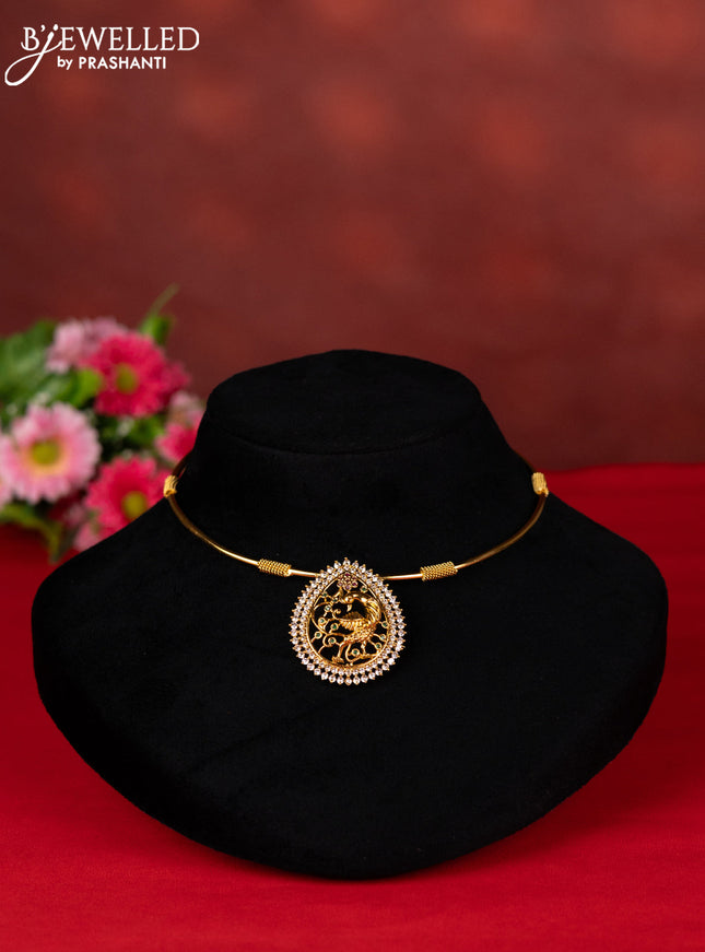 Ring type choker peacock design with kemp and cz stones