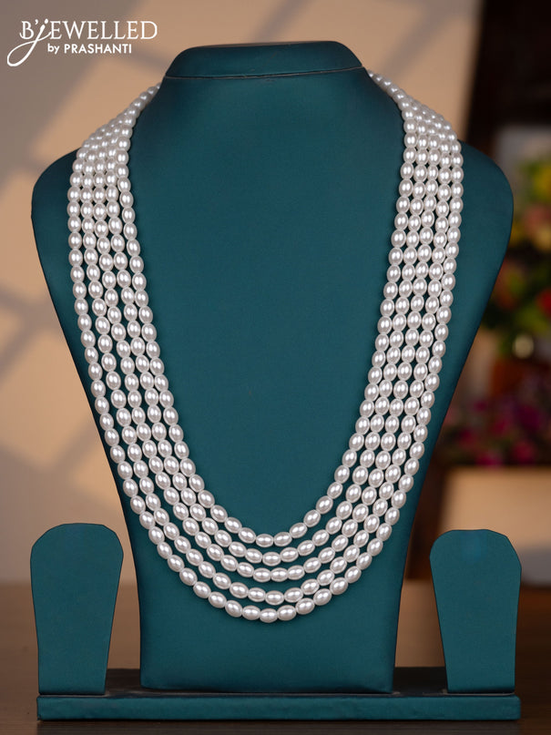 Pearl necklace with multilayer