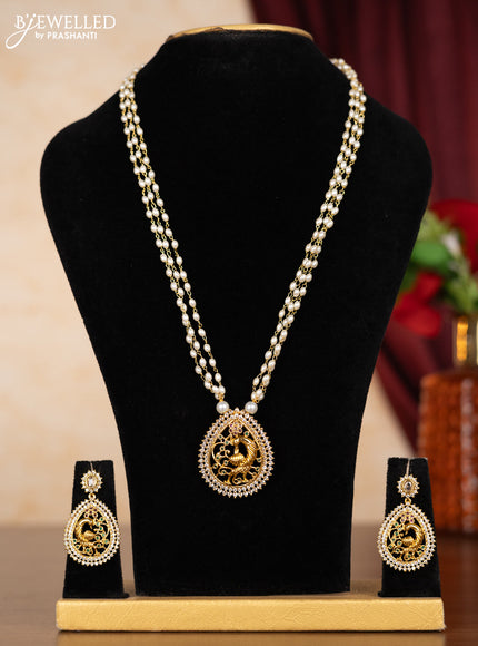Pearl necklace peacock design with kemp and cz stones