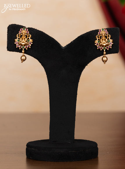 Pearl necklace lakshmi pendant with kemp stones and golden beads hangings