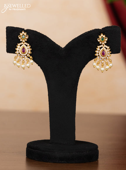 Pearl necklace with kemp & cz stones and pearl hangings