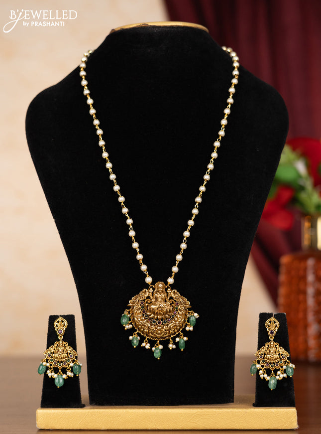 Pearl necklace lakshmi pendant with kemp stones and pearl & mint green beads hangings