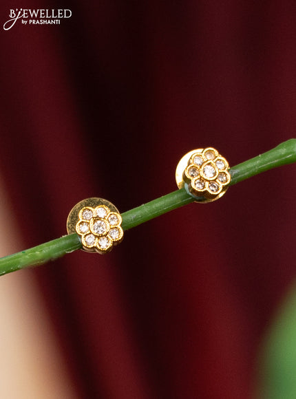 Pearl necklace with kundan stones and pearl hangings