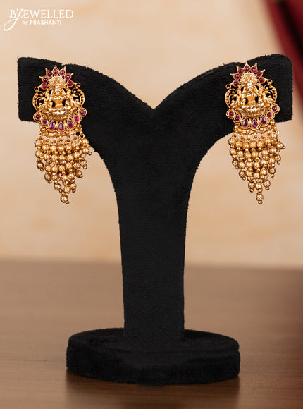Pearl necklace lakshmi pendant with ruby stones and golden beads hangings