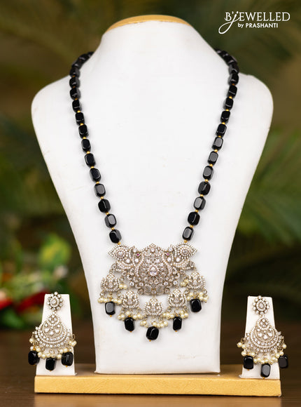 Beaded black necklace with double peacock pendant in victorian finish