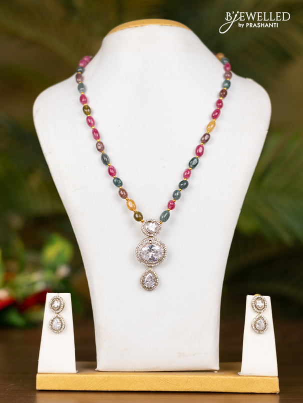 Beaded multicolor necklace with pendant in victorian finish