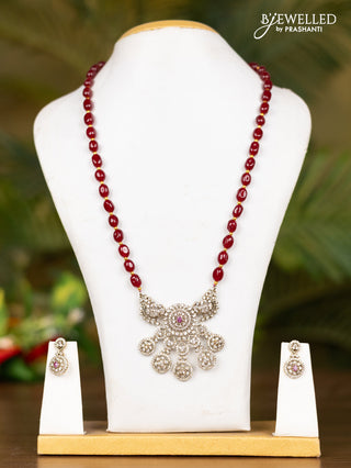 Beaded maroon necklace with floral pendant in victorian finish