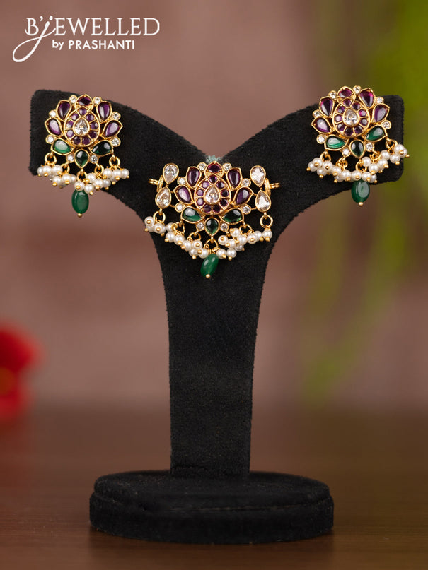 Antique pendant set lotus design with kemp & kundan stones and pearl hangings