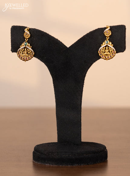 Pearl choker with lakshmi pendant in cz and kemp stones
