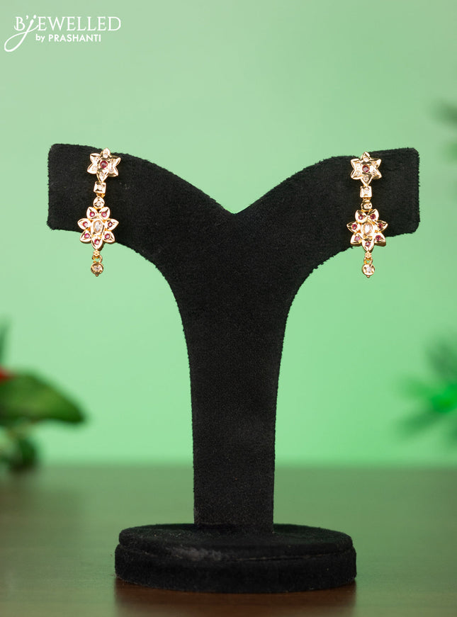 Attigai impon necklace with floral pendant in red & white stones