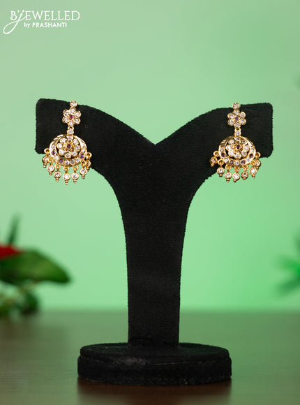 Attigai impon necklace with floral pendant in red and white stones