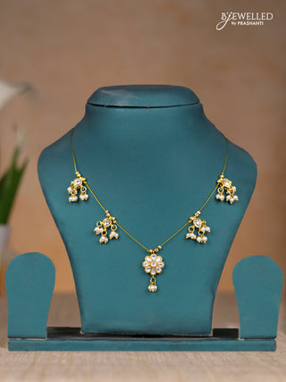 Invisble chain with floral pendant in white kundan stones