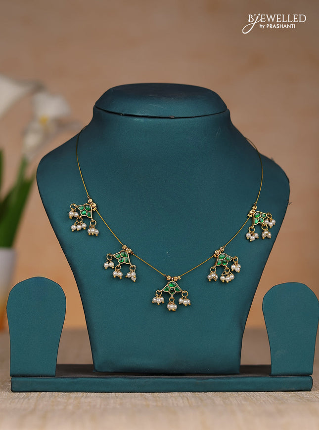 Invisble chain with green jadau kundan stones
