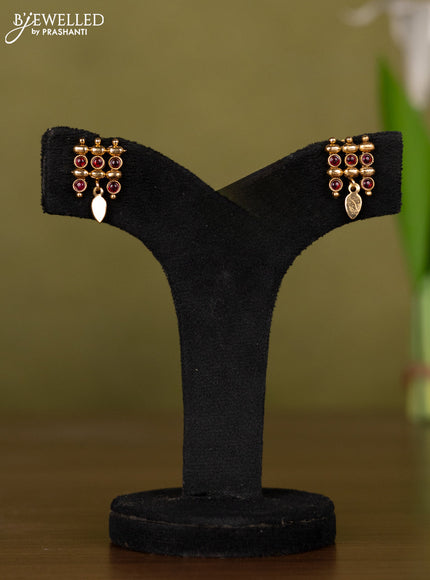 Antique necklace with pink kemp stones and hangings