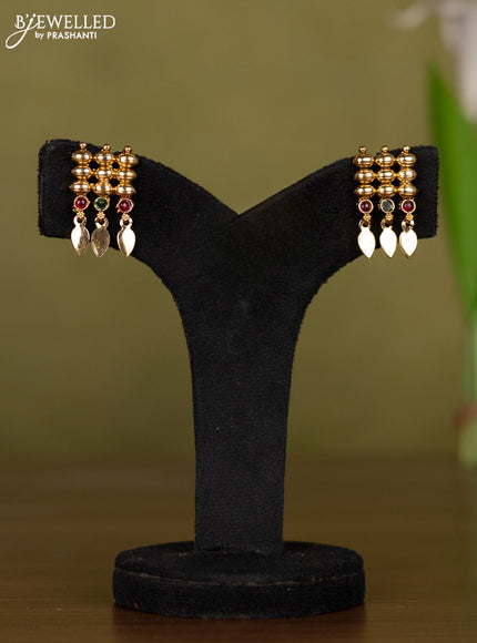 Antique necklace with kemp stones and hangings