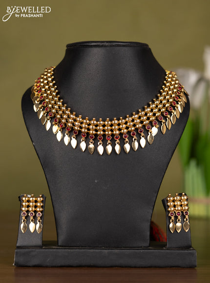 Antique necklace with pink kemp stones and hangings