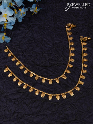 Antique anklet with simple design