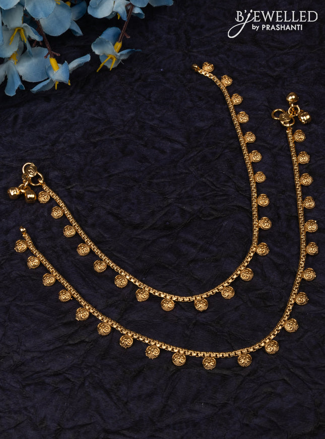 Antique anklet with simple design