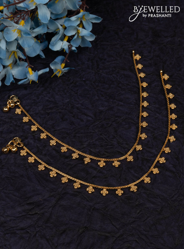 Antique anklet with simple design