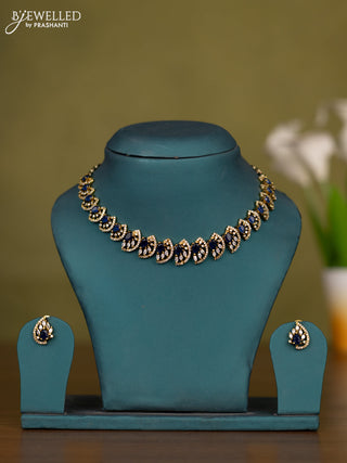Necklace with sapphire and cz stones in victorian finish