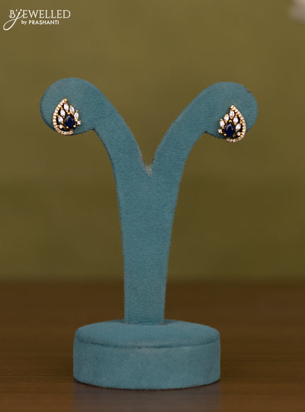 Necklace with sapphire and cz stones in victorian finish