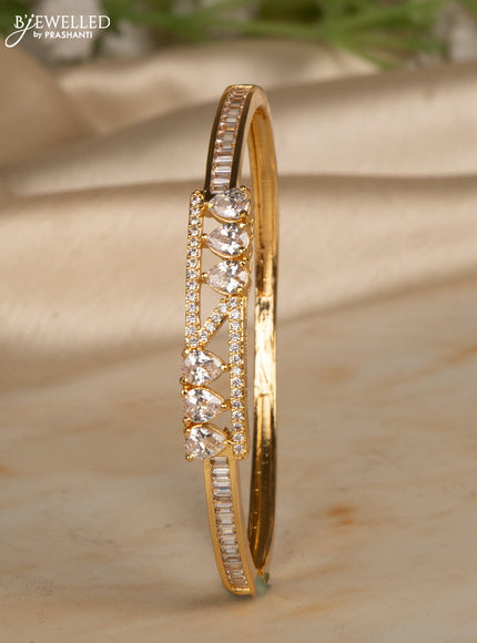 Bracelets with emerald and cz stones in gold finish