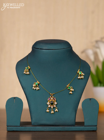 Invisible chain with kemp & kundan stones and pearl hangings without earrings
