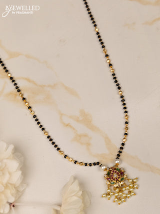 Mangalsutra lotus pendant with kemp and kundan stones in pearl hangings