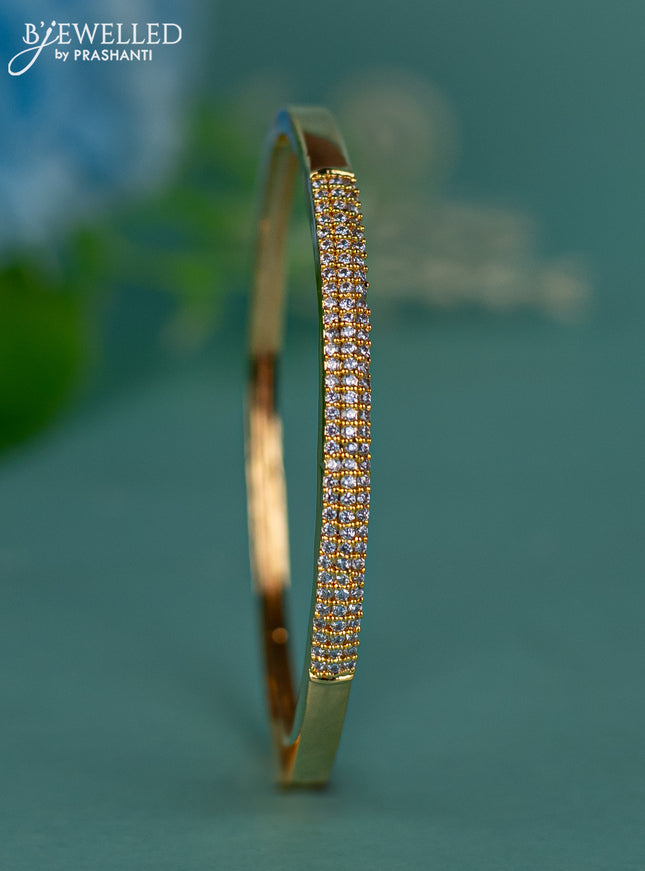 Bracelet with cz stones in gold finish