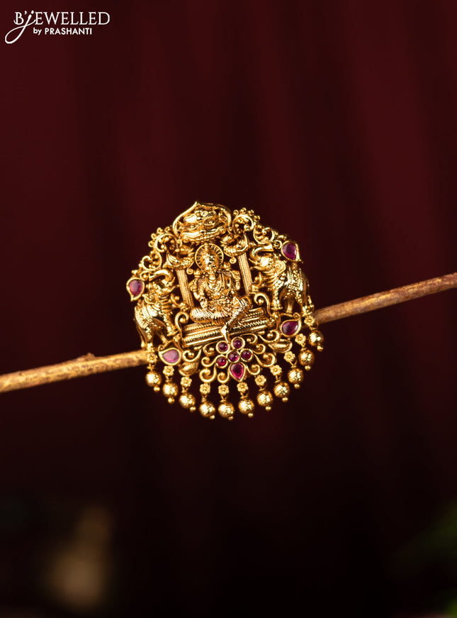 Antique jada billai lakshmi design with pink kemp stones and golden beads hanging