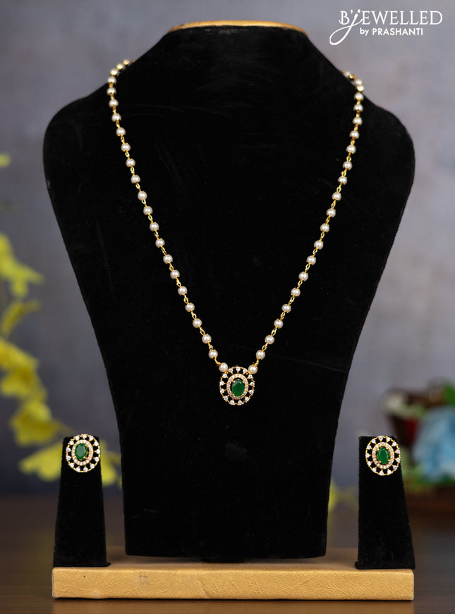 Pearl necklace with emerald and cz stones
