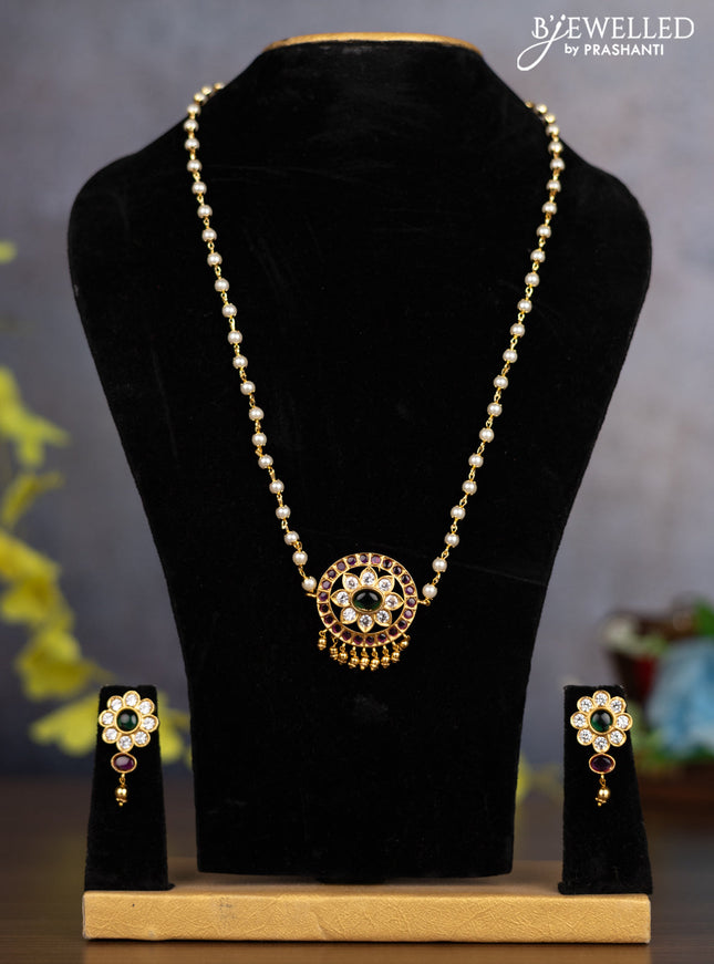 Pearl necklace floral pendant with kemp & cz stones and pearl hangings