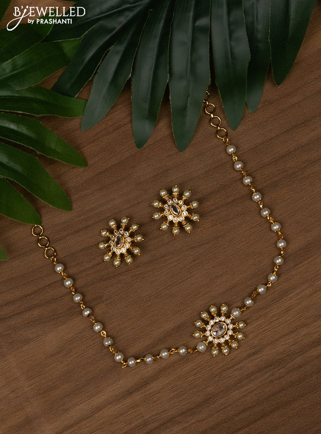 Pearl choker with cz stones and pearls