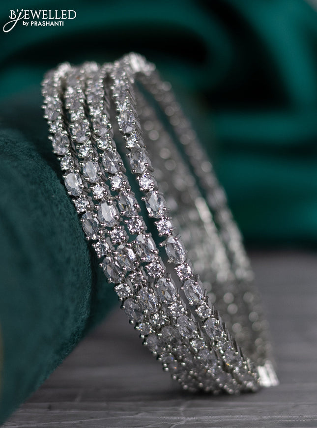 Zircon bangle with cz stones