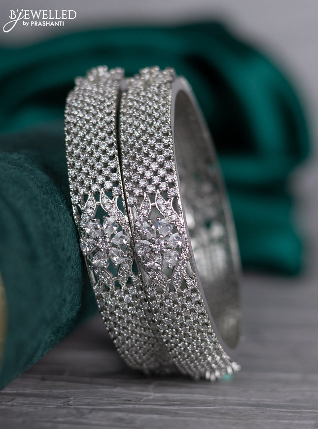 Zircon bangle floral design with cz stones