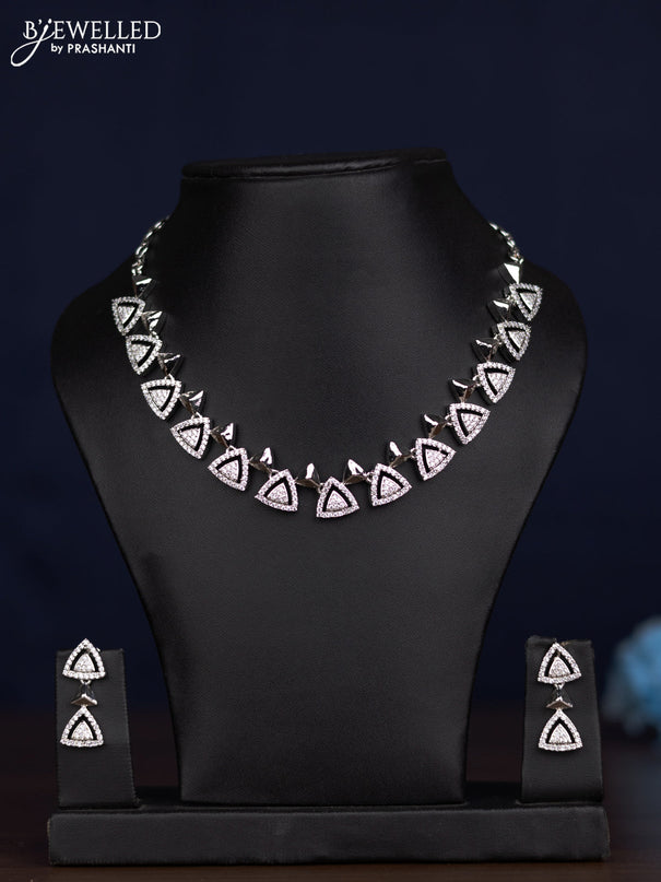 Zircon necklace geometric design with cz stones