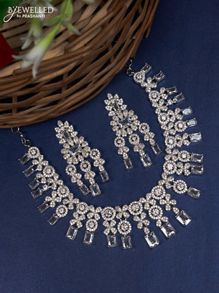 Zircon choker with cz stones
