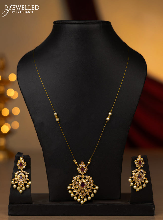 Invisible invisible chain with pink kemp & cz stones and pearl hangings