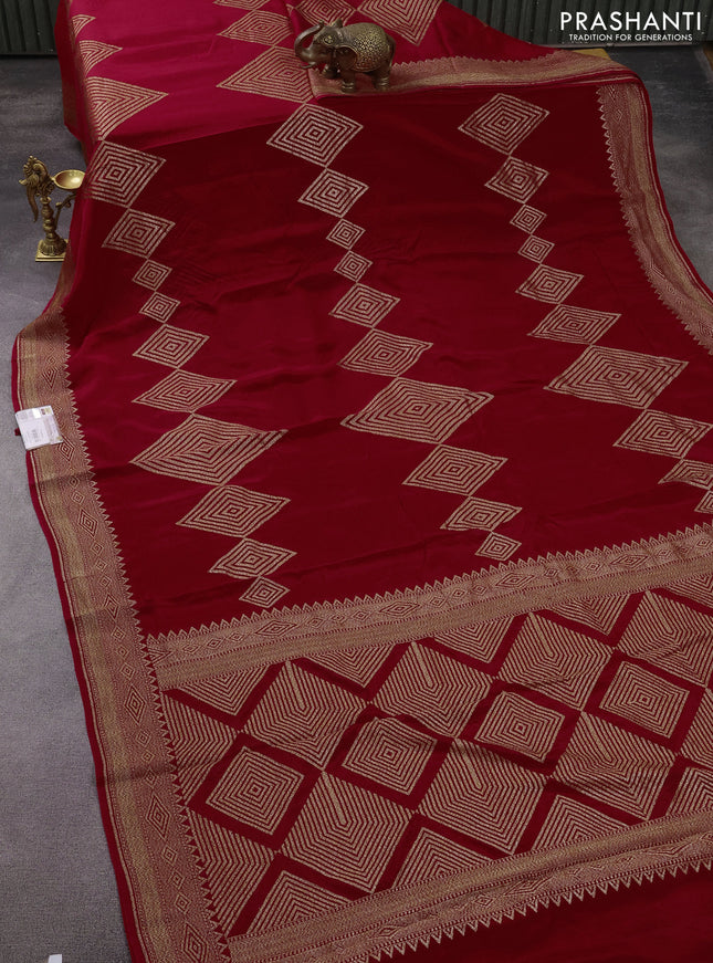 Banarasi crepe saree reddish pink with allover thread & zari geometric weaves and woven border