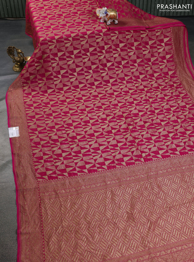 Banarasi georgette saree pink with allover thread & zari geometric weaves and woven border