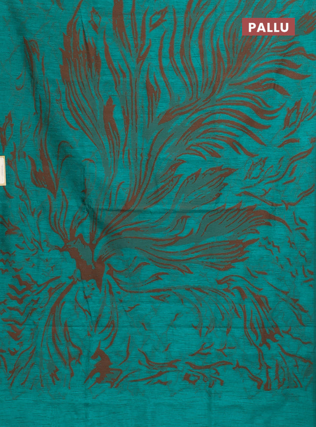 Banarasi semi matka saree green with allover thread weaves in borderless style