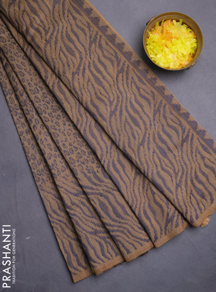 Banarasi semi matka saree sandal with allover thread weaves in borderless style