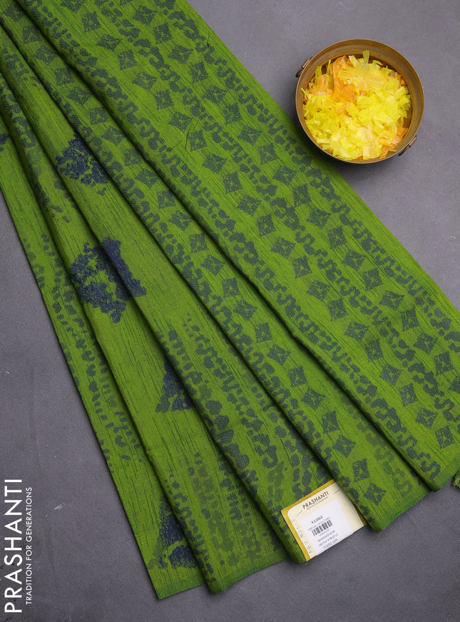 Banarasi semi matka saree light green with allover thread weaves and thread woven border